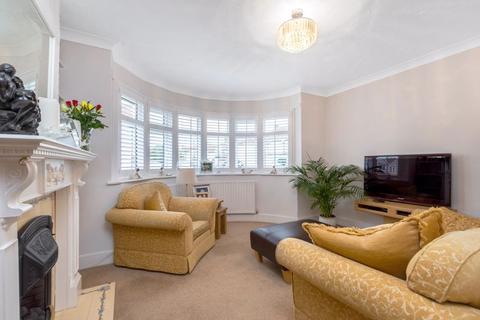 104 Brixham Road, Welling, DA16 1EJ