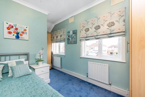 104 Brixham Road, Welling, DA16 1EJ