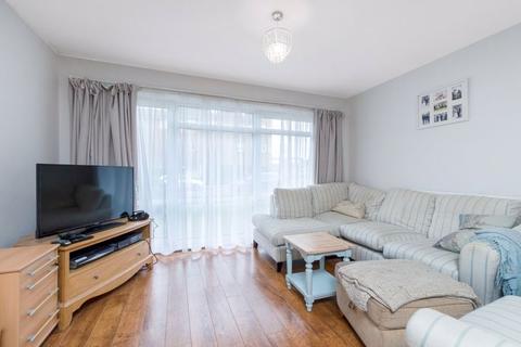 1, Hillsley Court, 8 Elm Road, Sidcup, DA14 6AB