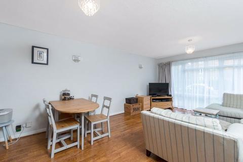1, Hillsley Court, 8 Elm Road, Sidcup, DA14 6AB