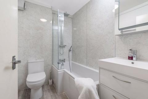 1, Hillsley Court, 8 Elm Road, Sidcup, DA14 6AB