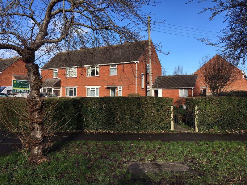 North Avenue, Highbridge 3 bed semidetached house £229,950