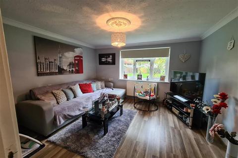 26 Farthings Close, London, E4 6JG
