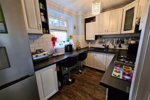 26 Farthings Close, London, E4 6JG