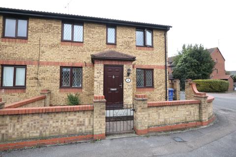 2 Hayes Close, Grays, RM20 4AX