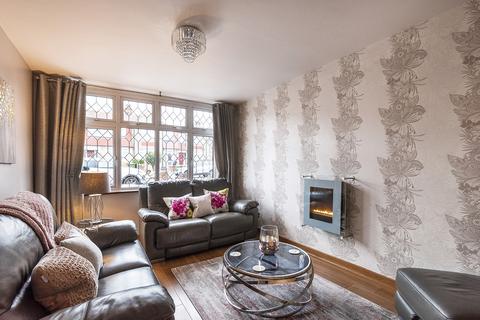 33 Glenview, London, SE2 0SA