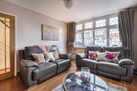 33 Glenview, London, SE2 0SA