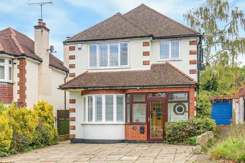 10 Sundown Avenue, South Croydon, CR2 0RP