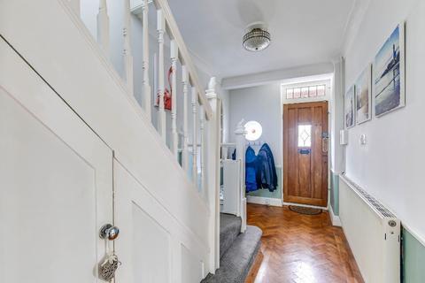 10 Sundown Avenue, South Croydon, CR2 0RP