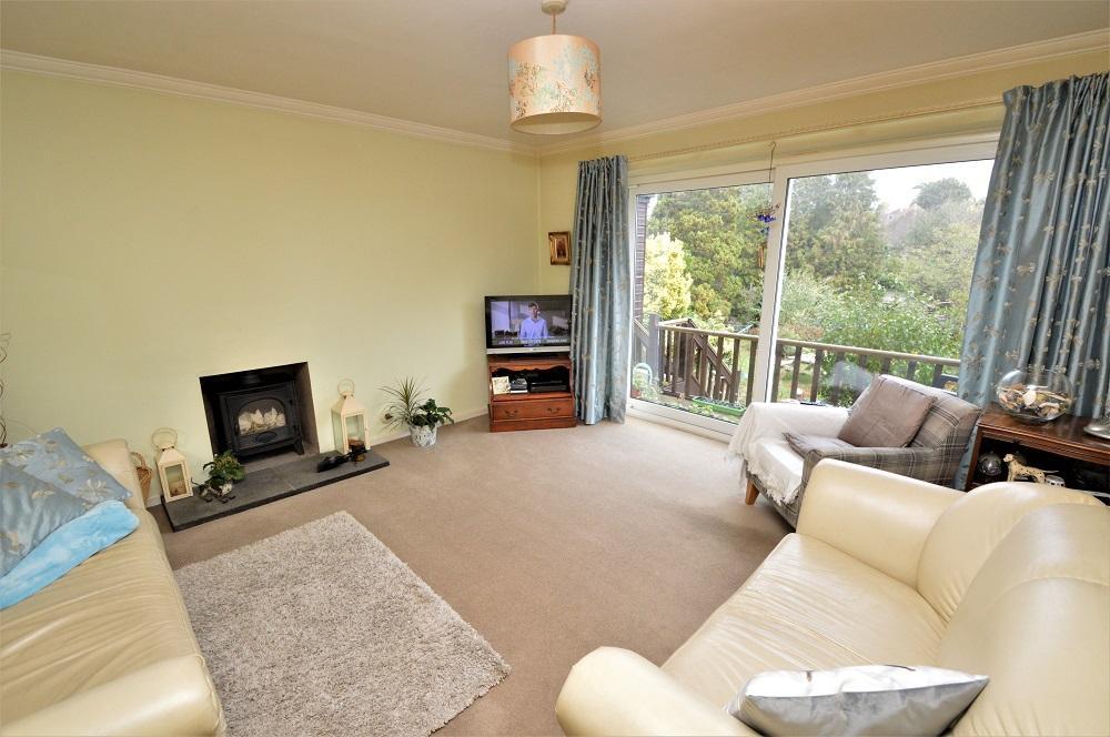 Bidwell Avenue, Bexhill on Sea, East... 3 bed semidetached house £