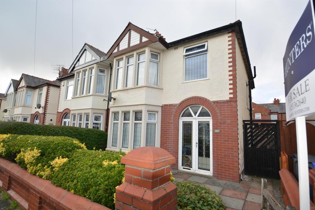 Cornwall Avenue, Blackpool, FY2 9QL 3 bed semidetached house £120,000