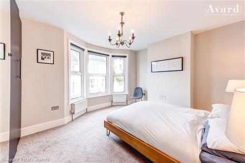 4 Ashdown Road, Brighton, BN2 3FS