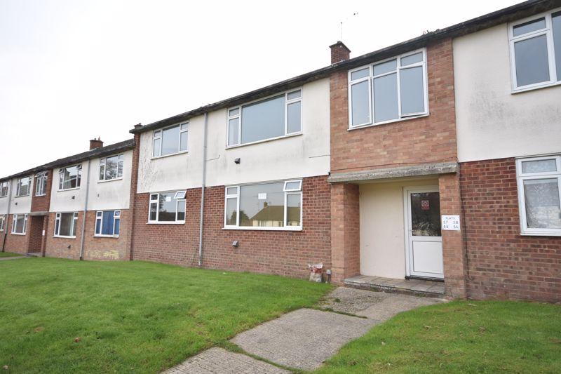 Middlefield, Farnham 2 bed flat £995 pcm (£230 pw)