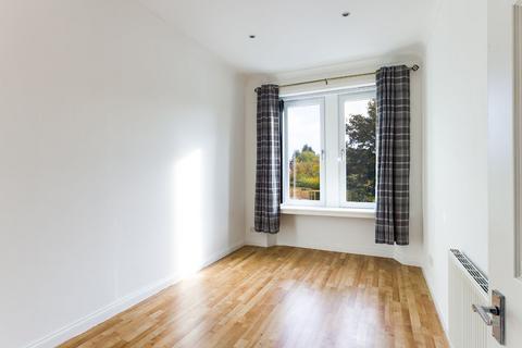 2 bedroom flat to rent, Milton, Lesmahagow, ML11