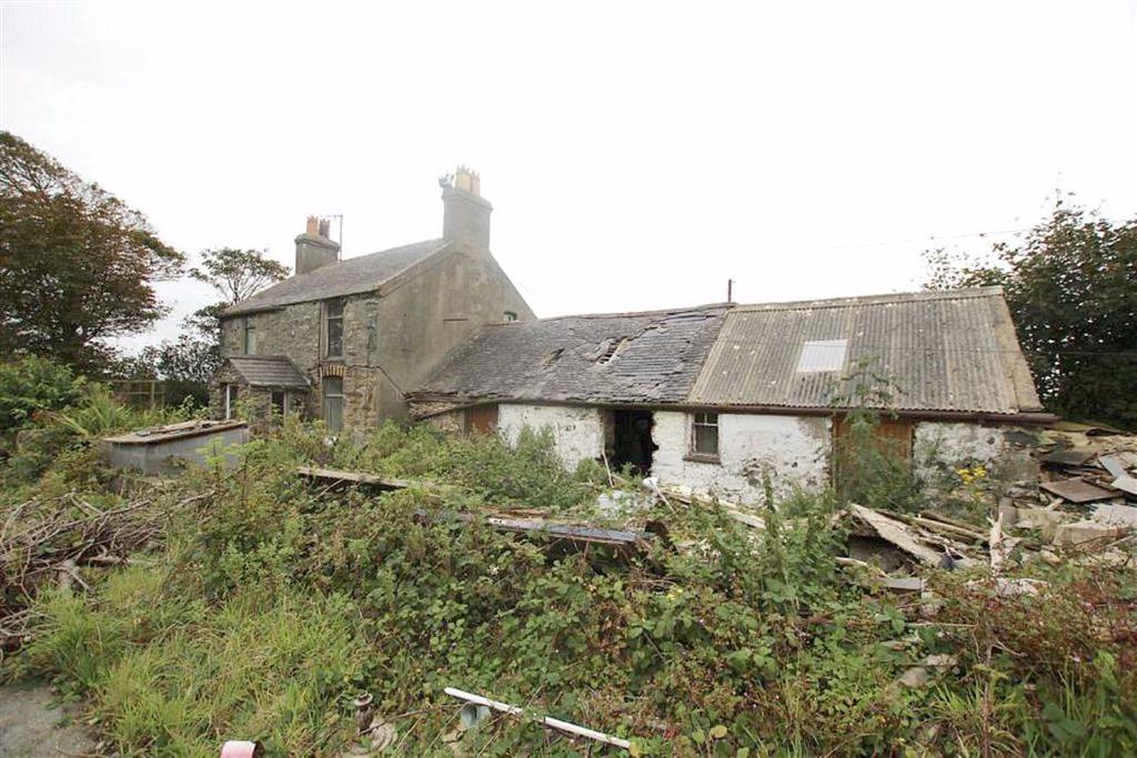 Penysarn, Anglesey, LL69 2 bed detached house £170,000