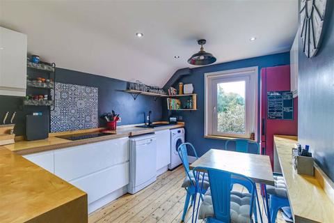 2a, Clifton Cottages Oxted Road, Godstone, RH9 8BP