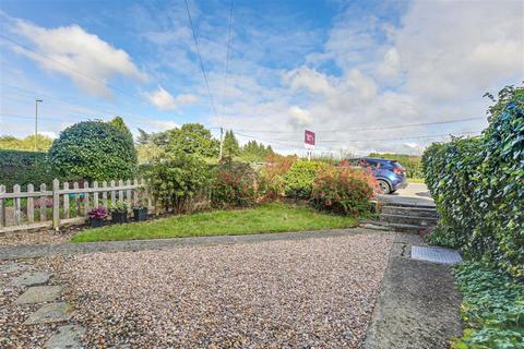 2a, Clifton Cottages Oxted Road, Godstone, RH9 8BP