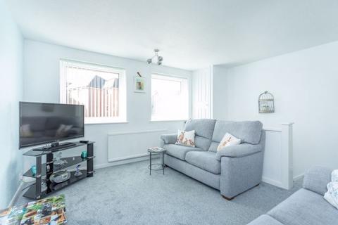 8 Albany Gate, Chesham, HP5 2HE