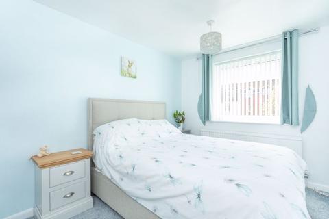 8 Albany Gate, Chesham, HP5 2HE
