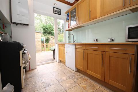24 Hackbridge Park Gardens, Carshalton, SM5 2HD