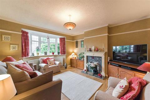 31 Ewell Park Way, Ewell, Epsom, KT17 2NW