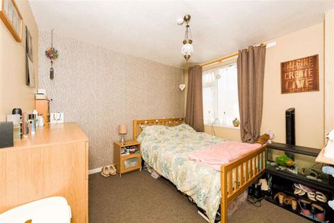30 Watersedge, Epsom, KT19 9QA