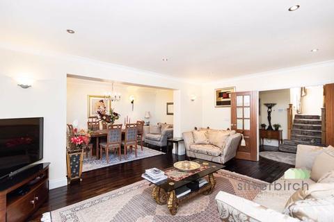 66 Compton Avenue, Poole, BH14 8PY