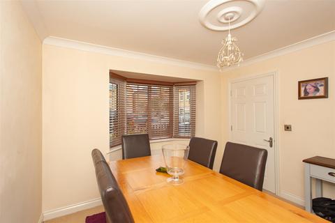 36 Barkway Drive, Orpington, BR6 8PQ