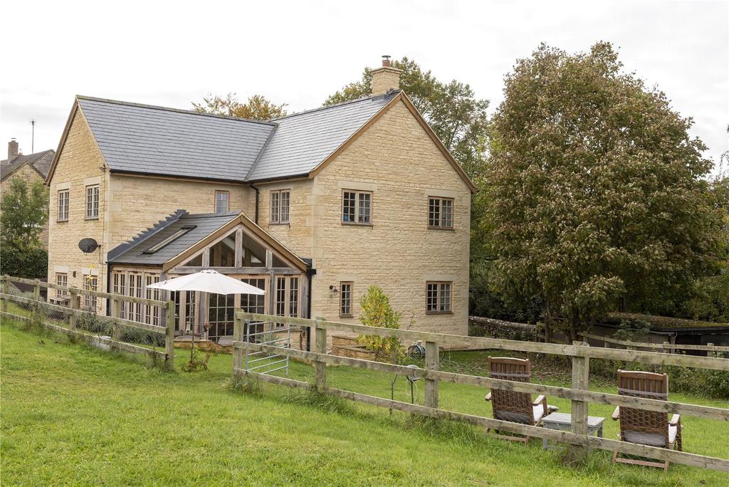 Magpie Cottage