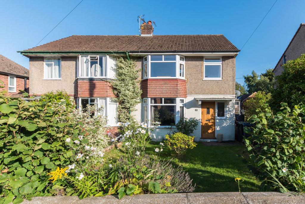 Hillside Avenue, Canterbury 4 bed house £1,712 pcm (£395 pw)