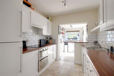 9 Oakdene Road, Hemel Hempstead, HP3 9TS