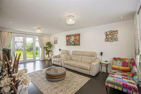 5 Blackbeard, Brooklands, Milton Keynes, MK10 7FT