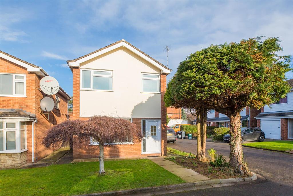 Priory Close, Abbots Park, Chester 3 bed detached house £900 pcm (£