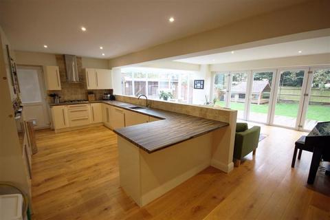 25 Bayley Close, Uppingham, Oakham, LE15 9TG