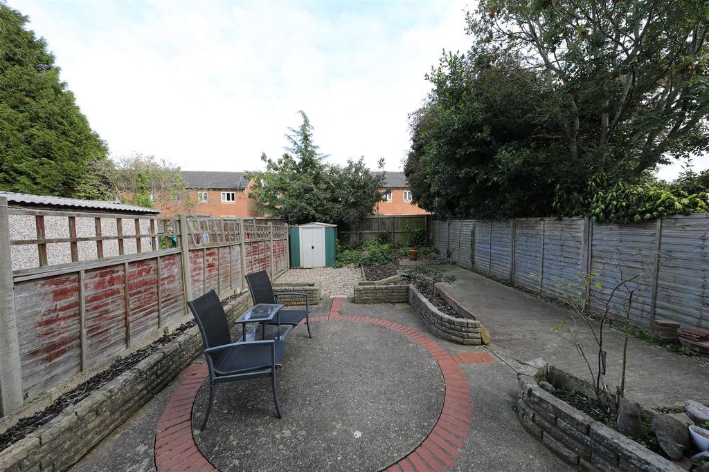 Golf Links Road, Hull 3 bed semidetached house £125,000