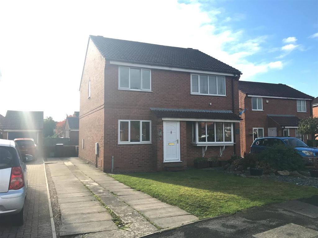 33 Fitzjohn Close, Malton, YO17 7FB 2 bed house £650 pcm (£150 pw)