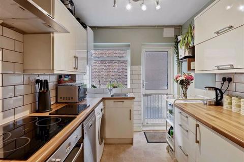 2 Selby Road, London, SE20 8SD