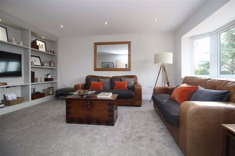 48 Barton Drive, Barton On Sea, New Milton, BH25 7JJ