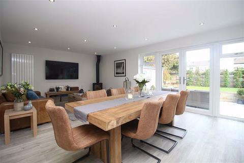 48 Barton Drive, Barton On Sea, New Milton, BH25 7JJ