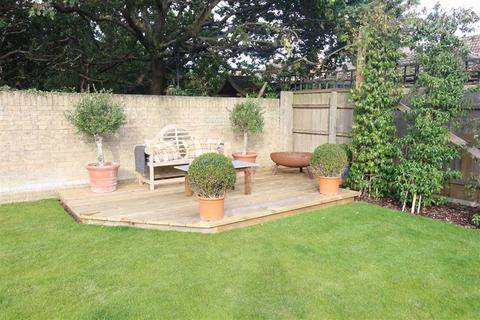 48 Barton Drive, Barton On Sea, New Milton, BH25 7JJ