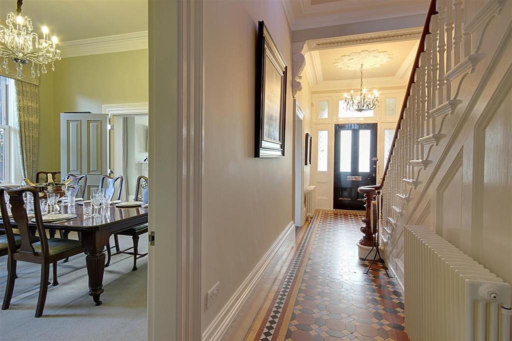 Entrance Hallway - Alternative View