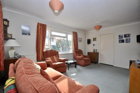 23 Bloomfield Close, Taunton, TA1 2EN