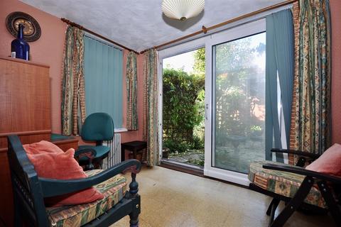 23 Bloomfield Close, Taunton, TA1 2EN