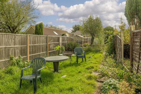 31 Horton Hill, Epsom, KT19 8SS