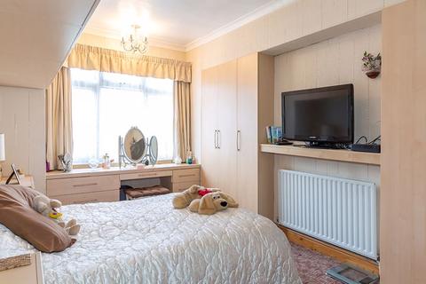 21 Beverley Road, New Malden, KT3 4AW