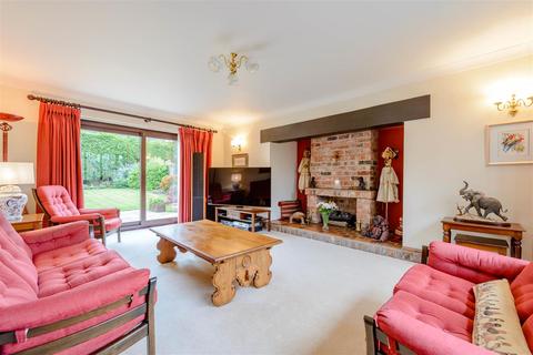 5 Alder Close, Hollywood, Birmingham, B47 5RA