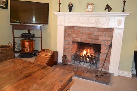 133 Bargates, Leominster, HR6 8QS