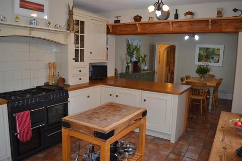 133 Bargates, Leominster, HR6 8QS