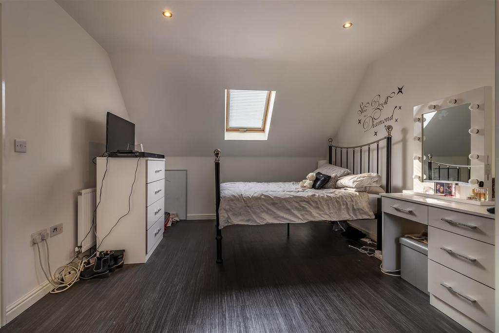 Bedroom 3.jpg