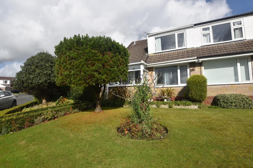 Lydgate, Burnley 3 bed semidetached house £159,950